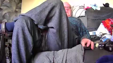 Snapshot of pusyrubber chatting on 01/03/25, 02:08 Genital sucker online show from 01/03/25, 02:08