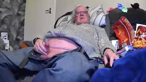 Snapshot of pusyrubber chatting on 01/26/25, 08:23 Genital sucker online show from 01/26/25, 08:23