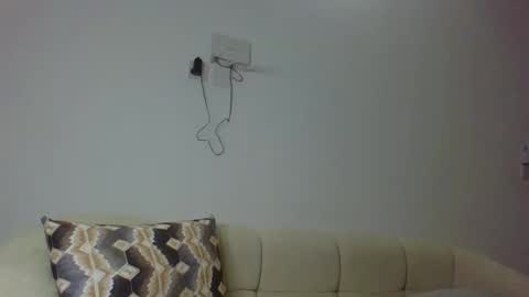 Snapshot of pypgurl chatting on 11/13/25, 01:04 pypgurl online show from 11/13/25, 01:04