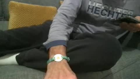 Snapshot of pyro5962 chatting on 11/03/25, 12:35 pyro5962 online show from 11/03/25, 12:35