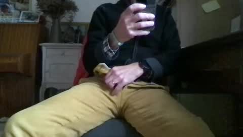 Snapshot of pyro5962 chatting on 11/27/25, 12:07 pyro5962 online show from 11/27/25, 12:07