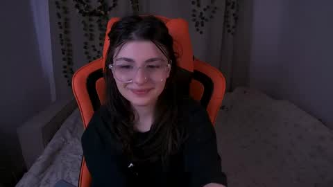 Snapshot of pyro_flerrr chatting on 05/10/26, 04:34 Ava online show from 05/10/26, 04:34