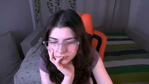 Snapshot of pyro_flerrr chatting on 05/16/26, 11:46 Ava online show from 05/16/26, 11:46