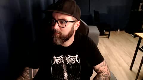 Snapshot of pyroxen chatting on 05/16/26, 12:37 Yog Sothoth online show from 05/16/26, 12:37