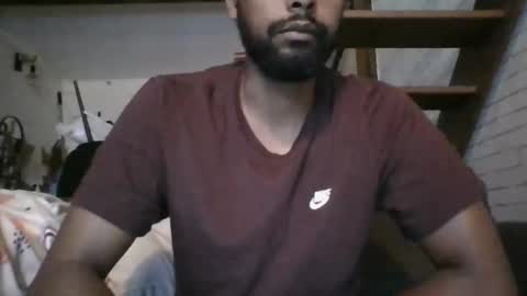 Snapshot of python974 chatting on 11/09/25, 01:59 Python online show from 11/09/25, 01:59