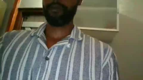 Snapshot of python974 chatting on 01/13/26, 03:50 Python online show from 01/13/26, 03:50