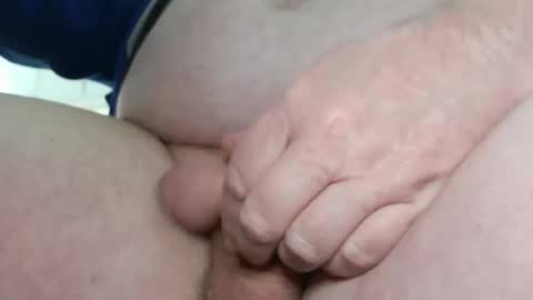 pytongru70 online show from 12/14/25, 12:43