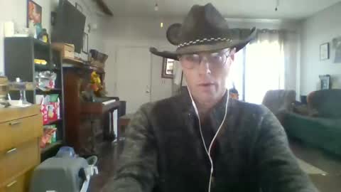 q2phq2ph online show from 10/21/25, 07:25