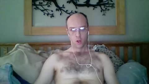 Snapshot of q2phq2ph chatting on 03/27/26, 07:46 q2phq2ph online show from 03/27/26, 07:46