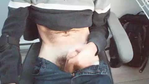 Snapshot of qc1969 chatting on 10/09/25, 11:08 qc1969 online show from 10/09/25, 11:08