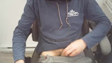 Snapshot of qc1969 chatting on 11/06/25, 03:35 qc1969 online show from 11/06/25, 03:35