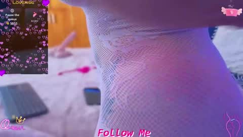 Snapshot of qu33nandh3rk1ng chatting on 01/14/26, 03:17 Queen And King online show from 01/14/26, 03:17