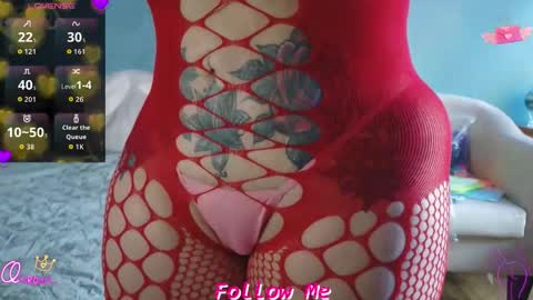 Snapshot of qu33nandh3rk1ng chatting on 02/16/26, 06:37 Queen And King online show from 02/16/26, 06:37