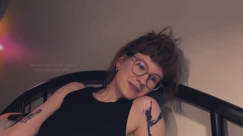 Snapshot of quack__quack chatting on 12/26/24, 03:42 online show from 12/26/24, 03:42