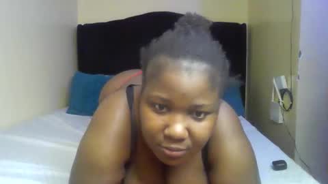 Snapshot of queen2034 chatting on 03/16/26, 05:50 queen2034 online show from 03/16/26, 05:50