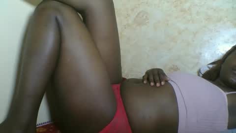 Snapshot of queen315810 chatting on 02/28/26, 08:04 queen315810 online show from 02/28/26, 08:04