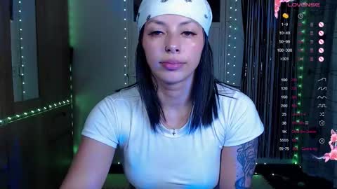 Snapshot of queen__abby chatting on 03/04/26, 07:53 Queen Abby online show from 03/04/26, 07:53