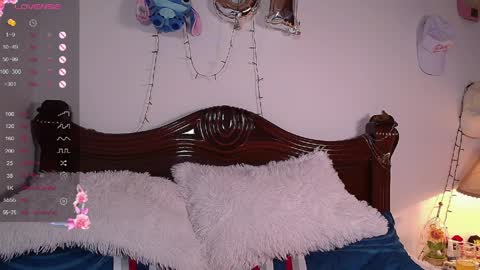 Snapshot of queen__abby chatting on 04/01/26, 06:27 Queen Abby online show from 04/01/26, 06:27