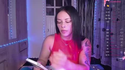 Snapshot of queen__abby chatting on 04/20/26, 07:15 Queen Abby online show from 04/20/26, 07:15