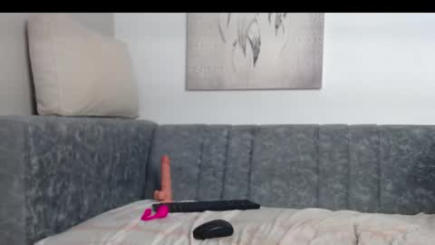 ANTONELLA online show from 05/29/26, 12:03