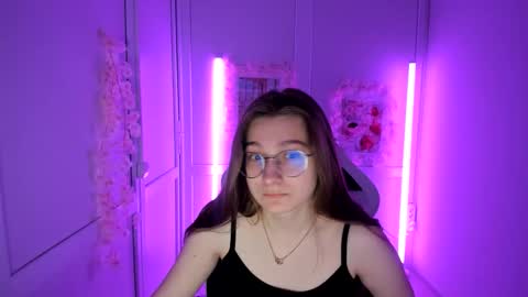 Amelie online show from 05/08/26, 07:14