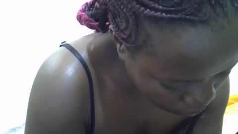 Snapshot of queen_darling3 chatting on 03/28/26, 08:25 Gentrix online show from 03/28/26, 08:25
