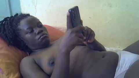 Snapshot of queen_darling3 chatting on 07/17/26, 05:03 Gentrix online show from 07/17/26, 05:03