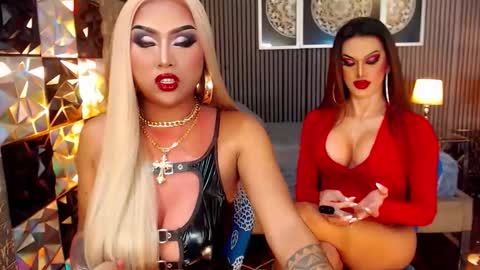 Snapshot of queen_destroyerx chatting on 02/25/26, 12:26 MAGDA online show from 02/25/26, 12:26