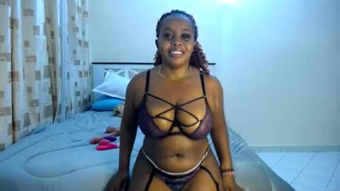 Snapshot of queen_doly chatting on 07/06/26, 01:57 QUEEN DOLY online show from 07/06/26, 01:57