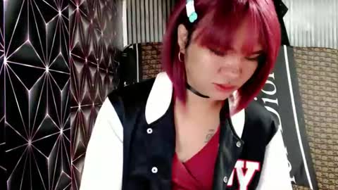 Snapshot of queen_elicktra chatting on 02/13/26, 02:07 JOY online show from 02/13/26, 02:07