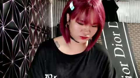 Snapshot of queen_elicktra chatting on 02/14/26, 10:06 JOY online show from 02/14/26, 10:06