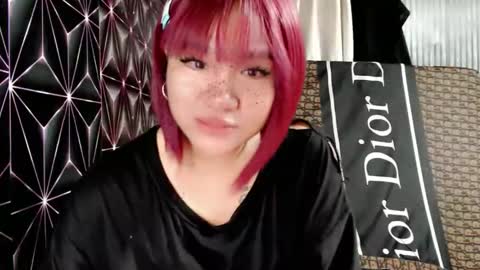 Snapshot of queen_elicktra chatting on 02/15/26, 12:36 JOY online show from 02/15/26, 12:36