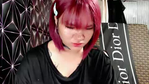 Snapshot of queen_elicktra chatting on 02/16/26, 01:46 JOY online show from 02/16/26, 01:46