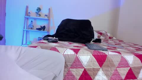 Your Queen Esthefi online show from 02/08/25, 08:53