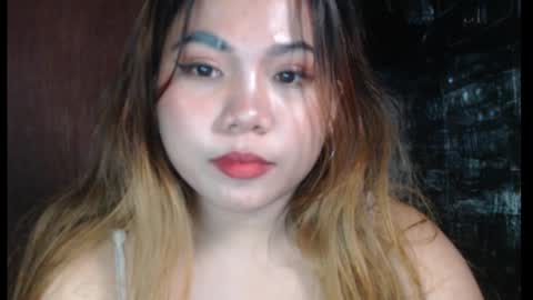 Snapshot of queen_fucker23 chatting on 01/13/26, 10:37 Angel online show from 01/13/26, 10:37