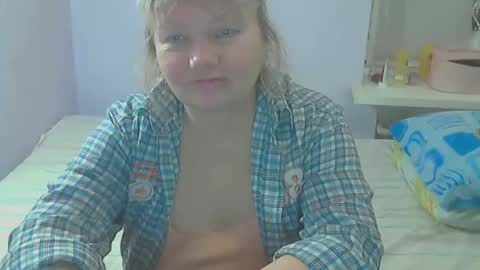 Snapshot of queen_jane8 chatting on 10/21/25, 04:41 queen_jane8 online show from 10/21/25, 04:41