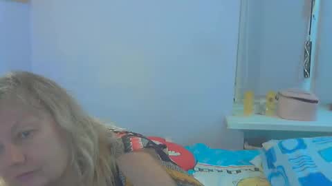 queen_jane8 online show from 11/04/25, 04:17