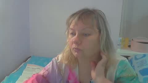 queen_jane8 online show from 11/19/25, 08:42