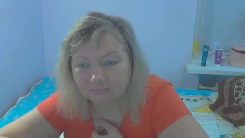 queen_jane8 online show from 12/05/25, 01:42