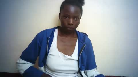Snapshot of queen_joan chatting on 02/06/25, 11:43 queen_joan online show from 02/06/25, 11:43