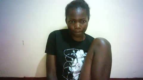 Snapshot of queen_joan chatting on 02/26/25, 10:20 queen_joan online show from 02/26/25, 10:20