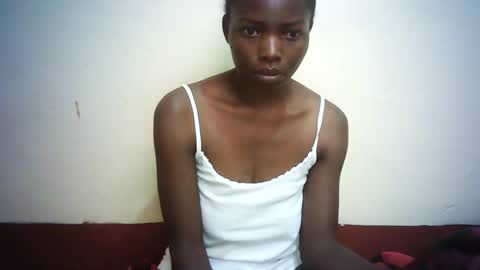 Snapshot of queen_joan chatting on 02/27/25, 02:00 queen_joan online show from 02/27/25, 02:00