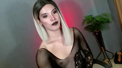 Kendal  online here from 6am-3pm philippine time online show from 02/19/25, 04:55