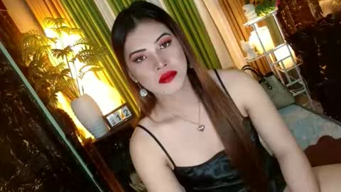 Snapshot of queen_kendalx19 chatting on 03/12/26, 04:51 Kendal online here from 6am-3pm philippine time online show from 03/12/26, 04:51