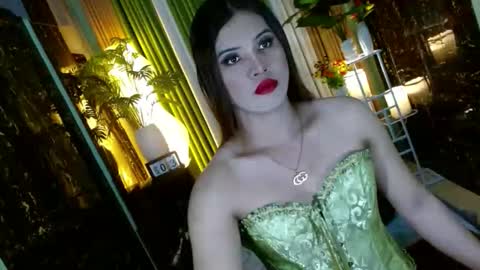 Snapshot of queen_kendalx19 chatting on 04/02/26, 10:40 Kendal online here from 6am-3pm philippine time online show from 04/02/26, 10:40