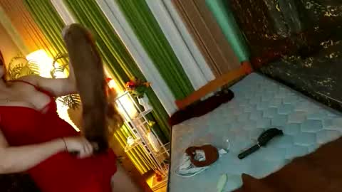 Snapshot of queen_kendalx19 chatting on 05/19/26, 07:31 Kendal online here from 6am-3pm philippine time online show from 05/19/26, 07:31