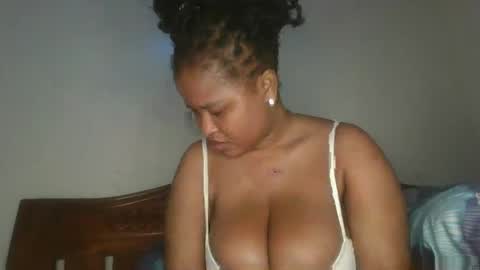 Queen kikih online show from 04/28/26, 12:42