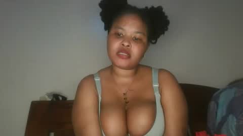 Queen kikih online show from 04/28/26, 02:44
