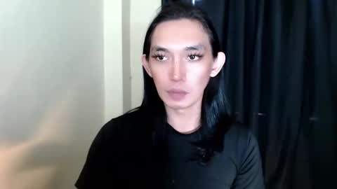 Queen Lucifer online show from 12/15/25, 02:16