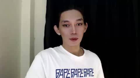 Queen Lucifer online show from 12/15/25, 04:33